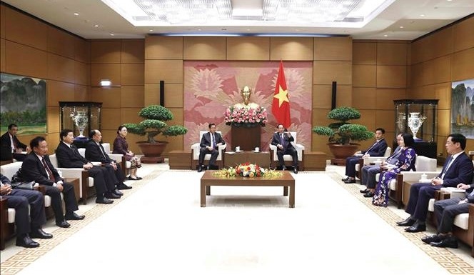 Laos, Vietnam seek more effective parliamentary cooperation